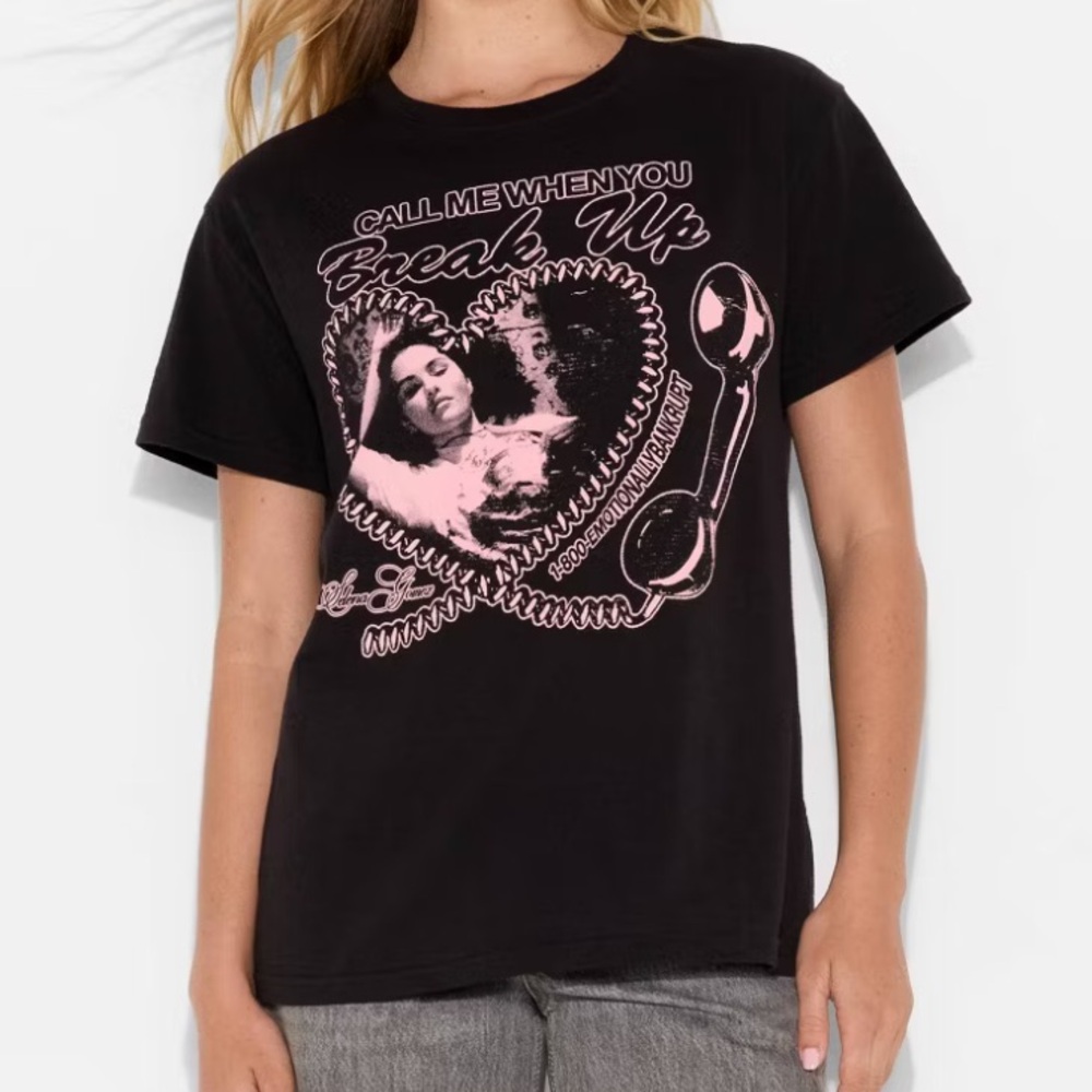 New With Tags Selena Gomez Black and Pink Call Me When You Break Up Graphic Tee